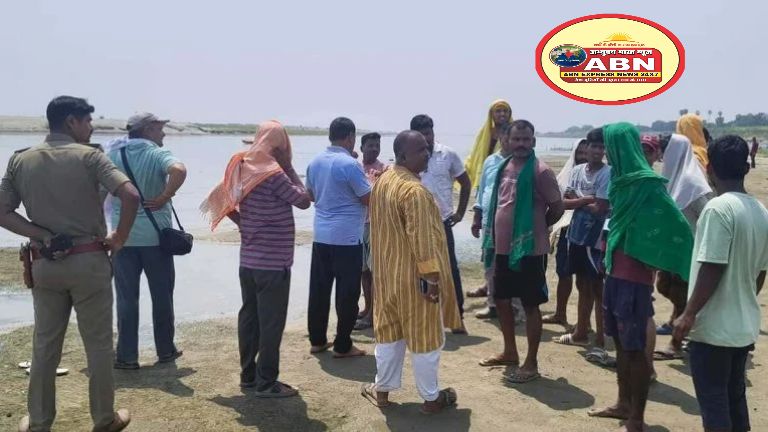 ​मुंगेर में गंगा स्नान के दौरान बड़ा हादसा, चार सगी बहनों समेत 5 किशोरियां डूबीं, रेस्क्यू ऑपरेशन जारी